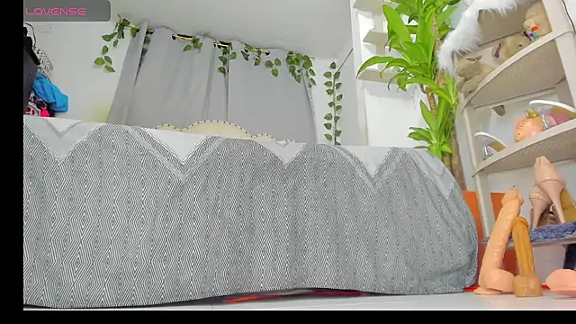 khalyn jenner online show from 10/21/25, 11:27