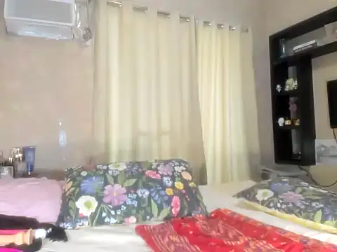 Snapshot of asianDeexoxo chatting on 12/02/25, 05:35 asianDeexoxo online show from 12/02/25, 05:35