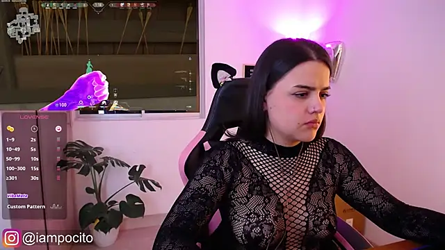 Snapshot of pocitox chatting on 01/16/25, 05:21 pocitox online show from 01/16/25, 05:21