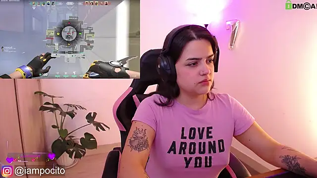 Snapshot of pocitox chatting on 03/03/25, 07:54 pocitox online show from 03/03/25, 07:54