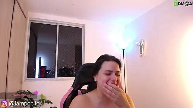 Snapshot of pocitox chatting on 03/17/25, 03:25 pocitox online show from 03/17/25, 03:25