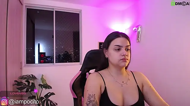 Snapshot of pocitox chatting on 03/23/25, 03:43 pocitox online show from 03/23/25, 03:43