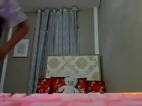 lady kim boner online show from 12/22/24, 07:22