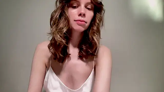 Snapshot of Nikki_Mimimi chatting on 12/13/24, 10:08 Nikki Mimimi online show from 12/13/24, 10:08