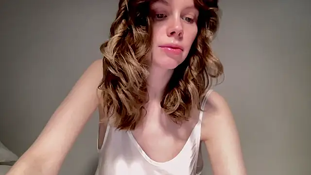 Snapshot of Nikki_Mimimi chatting on 12/14/24, 10:13 Nikki Mimimi online show from 12/14/24, 10:13