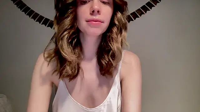 Snapshot of Nikki_Mimimi chatting on 12/29/24, 10:12 Nikki Mimimi online show from 12/29/24, 10:12