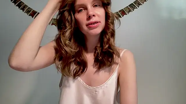Snapshot of Nikki_Mimimi chatting on 02/07/25, 10:19 Nikki Mimimi online show from 02/07/25, 10:19