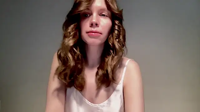 Snapshot of Nikki_Mimimi chatting on 03/01/25, 10:02 Nikki Mimimi online show from 03/01/25, 10:02