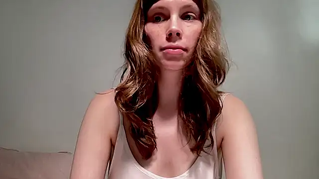 Snapshot of Nikki_Mimimi chatting on 10/04/25, 10:02 Nikki Mimimi online show from 10/04/25, 10:02