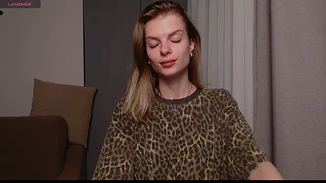 ly lydia online show from 02/01/25, 04:35