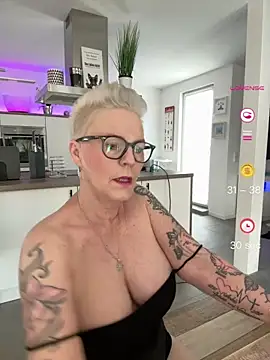 German Milf online show from 05/09/26, 01:05
