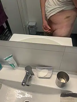 Snapshot of ginger_fun chatting on 03/21/25, 10:50 ginger fun online show from 03/21/25, 10:50