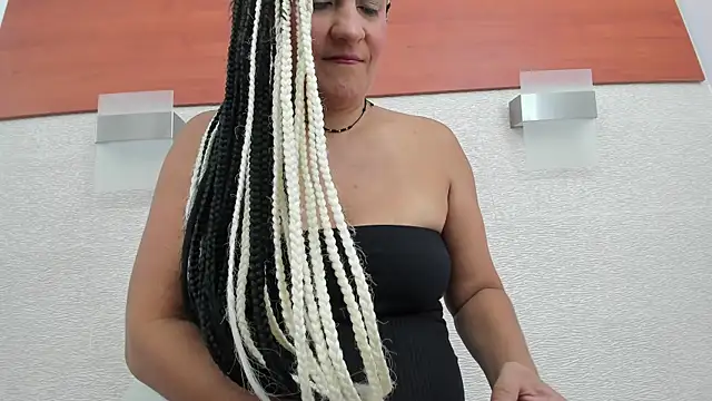 allice green online show from 10/22/25, 02:34