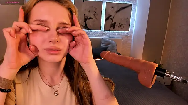 Betty June online show from 09/15/25, 08:53