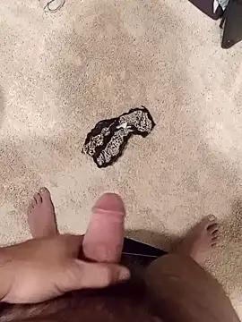 Snapshot of Mark_Dad chatting on 12/07/24, 12:52 Mark Dad online show from 12/07/24, 12:52