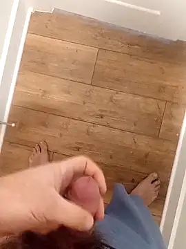 Snapshot of Mark_Dad chatting on 02/26/25, 02:46 Mark Dad online show from 02/26/25, 02:46