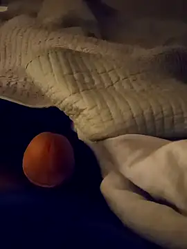 Snapshot of Mark_Dad chatting on 03/15/25, 04:24 Mark Dad online show from 03/15/25, 04:24