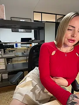 EmaSalis online show from 02/15/25, 06:55