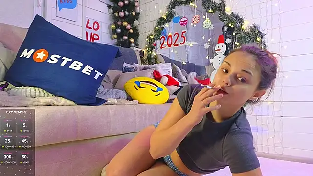 Misss Vikk online show from 12/28/24, 08:16