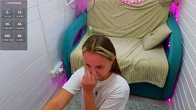 Misss Vikk online show from 09/12/25, 08:36