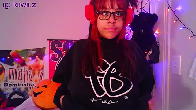 N1NT3NDH03 online show from 02/20/25, 05:33