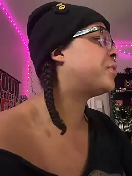 Snapshot of N1NT3NDH03 chatting on 01/07/26, 04:59 N1NT3NDH03 online show from 01/07/26, 04:59