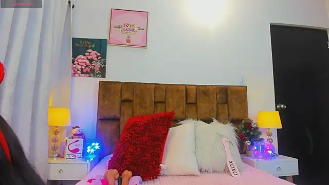 MiaJacksonn online show from 01/05/25, 11:59