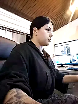 Snapshot of gerald_lodge chatting on 01/23/25, 01:41 gerald lodge online show from 01/23/25, 01:41