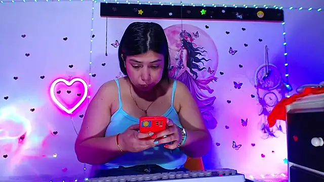 oliviarodriguez2u online show from 05/15/26, 10:39
