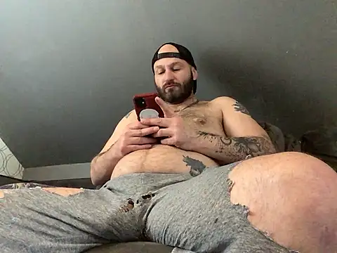 Snapshot of GhetTOfag_ chatting on 03/13/25, 04:56 GhetTOfag  online show from 03/13/25, 04:56