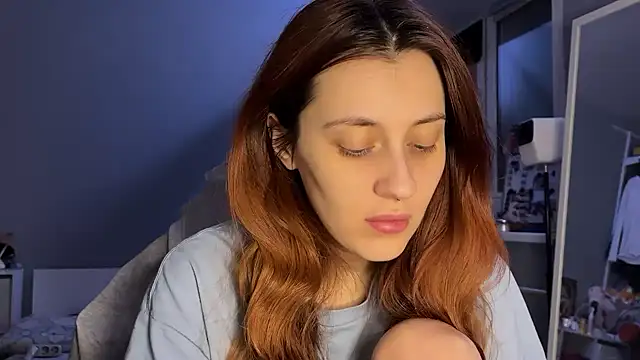 Snapshot of Uniarten chatting on 12/20/25, 06:04 Uniarten online show from 12/20/25, 06:04