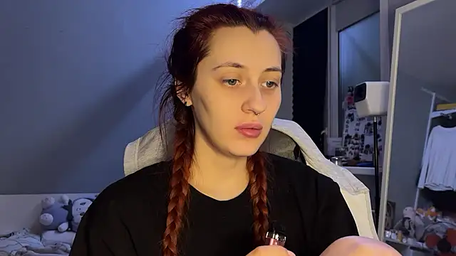 Snapshot of Uniarten chatting on 01/11/26, 08:14 Uniarten online show from 01/11/26, 08:14