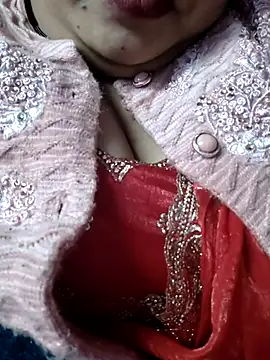 Snapshot of BigBustyRuhi chatting on 02/05/26, 09:14 BigBustyRuhi online show from 02/05/26, 09:14