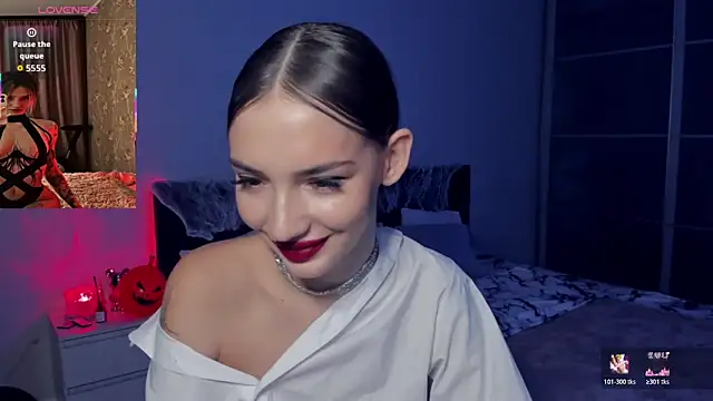 SophieCatty online show from 10/30/25, 02:18