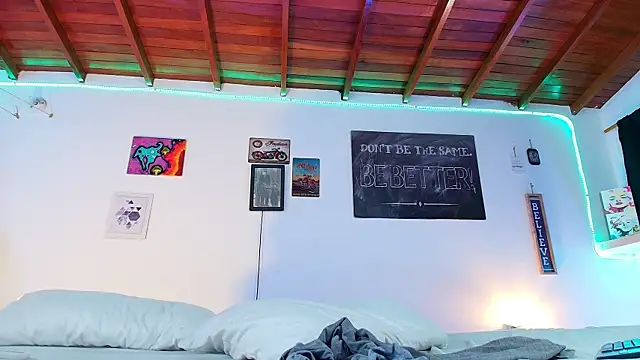 Snapshot of RyanCarter_ chatting on 02/08/25, 05:39 RyanCarter  online show from 02/08/25, 05:39