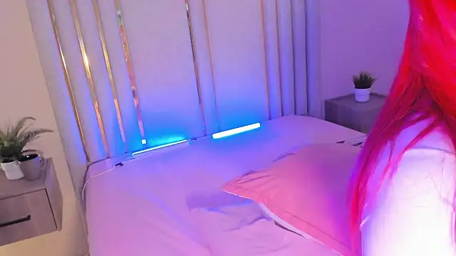 Snapshot of Saekohofman chatting on 10/29/25, 04:15 Saekohofman online show from 10/29/25, 04:15