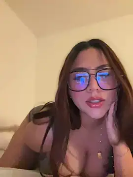 Snapshot of marcimaa chatting on 03/17/25, 12:41 marcimaa online show from 03/17/25, 12:41