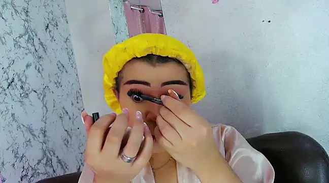 Snapshot of Alexandra_Hornny chatting on 02/04/25, 09:49 Alexandra Hornny online show from 02/04/25, 09:49