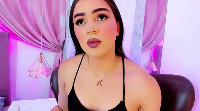 Snapshot of Alexandra_Hornny chatting on 03/18/25, 10:25 Alexandra Hornny online show from 03/18/25, 10:25