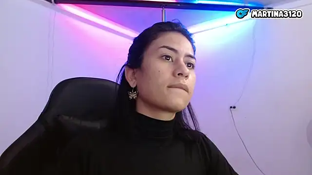 Snapshot of Martina1369 chatting on 04/15/26, 05:31 Martina1369 online show from 04/15/26, 05:31