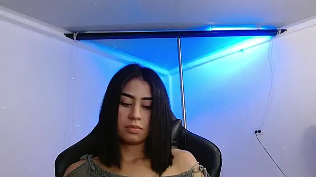 Snapshot of Martina1369 chatting on 06/10/26, 05:07 Martina1369 online show from 06/10/26, 05:07