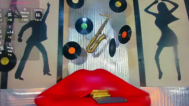 nickyminach  online show from 02/22/25, 07:36