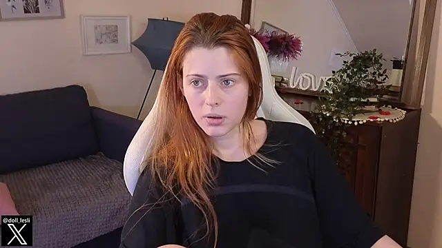 doll lesli online show from 02/25/25, 05:25