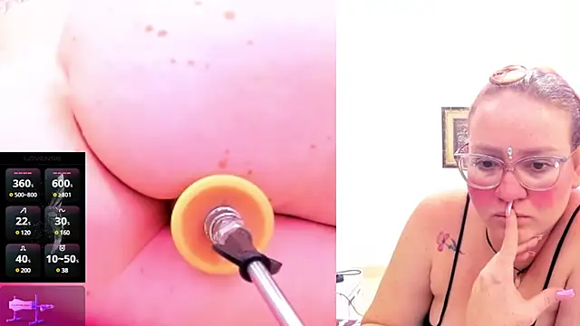 Paulina Davis  online show from 03/02/25, 12:53