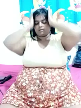 SusanaEshwar online show from 05/26/26, 10:06