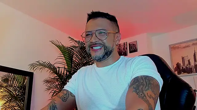 MrFrank tattoo online show from 12/02/24, 12:52