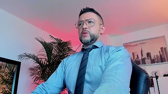 MrFrank tattoo online show from 12/03/24, 11:33