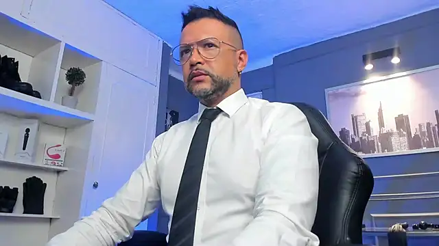 MrFrank tattoo online show from 03/17/25, 01:39