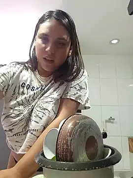 LizzRouse online show from 10/20/25, 05:13