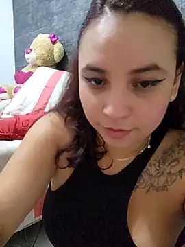 LizzRouse online show from 12/04/25, 01:04